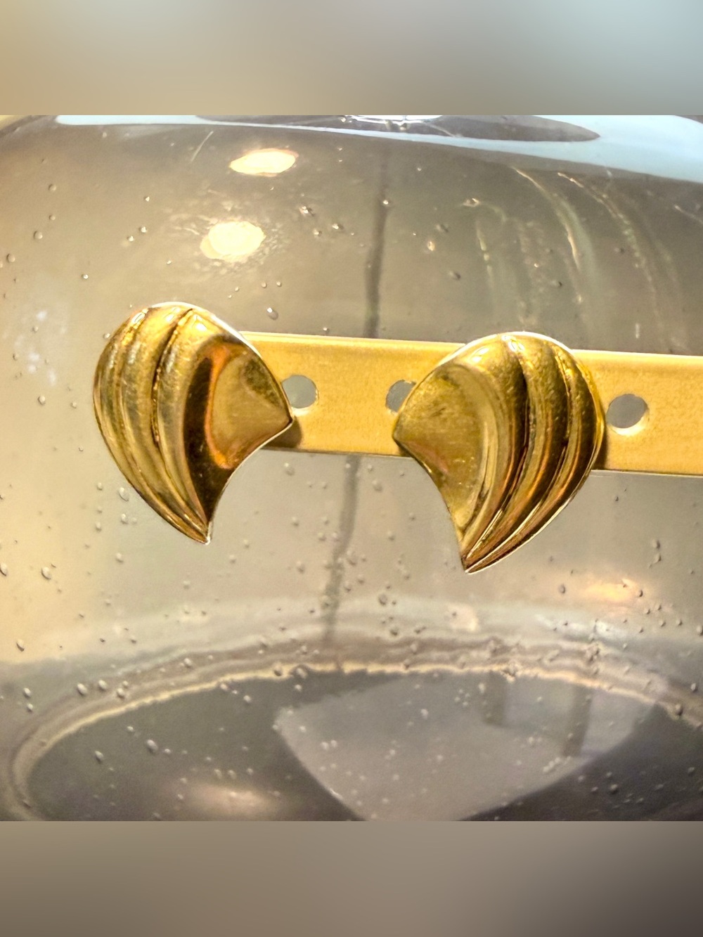 Rare Vintage Napier Signed Gold Tone Ribbed Wing/Swirl Stud Earrings